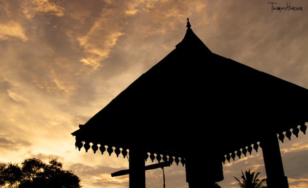 Sunset at the Tooth Temple in Kandy - Sri Lanka