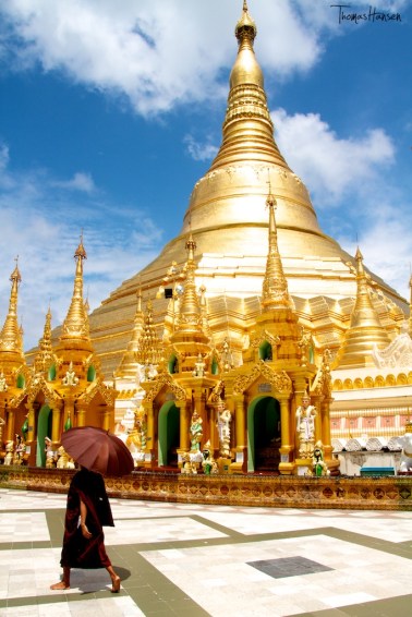 Shwedagon Pagoda - Yangon - Myanmar 2