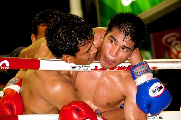 Fight Night at Lumpinee Boxing Stadium - Bangkok Thailand 02